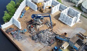 Fireproof storage of scrap metal